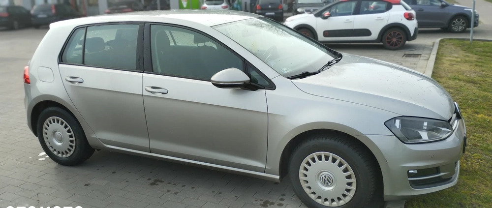 Volkswagen Golf cena 25900 przebieg: 140000, rok produkcji 2013 z Góra małe 37